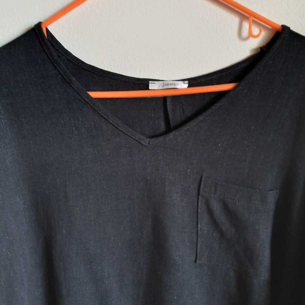 Jodifl Black Oversized Blouse - Picture 4 of 10